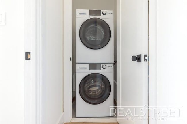 Building Photo - Studio Residences with Modern Finishes in Prime Bed-Stuy
