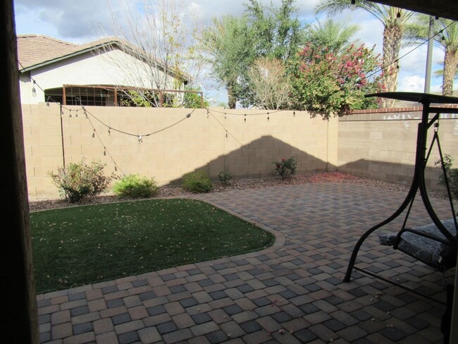 Building Photo - MULBERRY