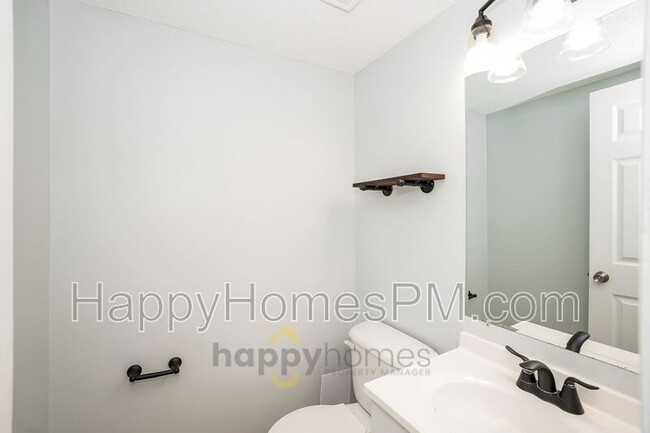 Building Photo - 1721 Boone Hall Dr