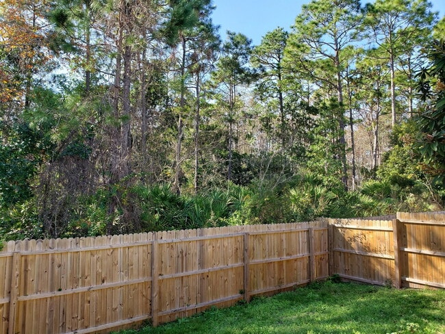 Building Photo - 2226 Justin Ave