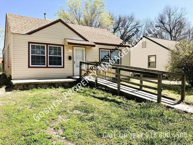 Primary Photo - Gorgeous Home - Remodeled