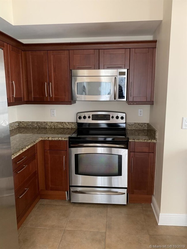 Building Photo - 7270 SW 88th St