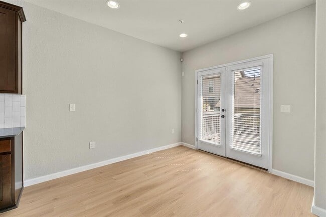 Building Photo - 7211 Ray Charles Dr