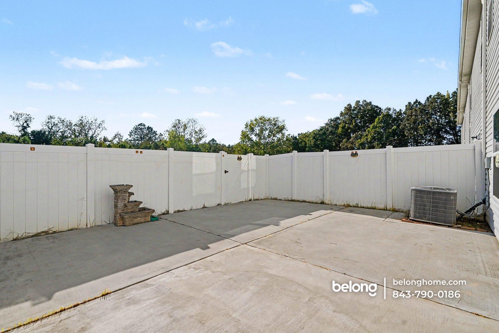 Building Photo - 447 Tayberry Ln