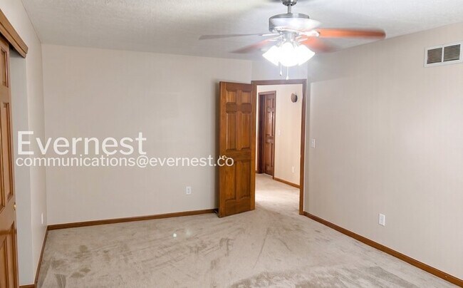 Building Photo - 4369 Houser Dr