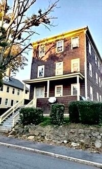 Building Photo - 211 Vernon St