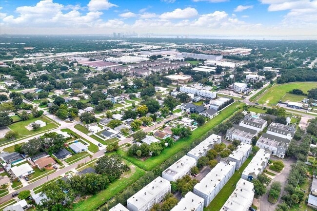 Building Photo - 4529 Bay Spring Ct