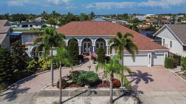 Building Photo - 941 Bunker View Dr