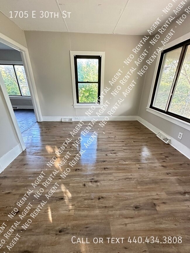 Building Photo - 1705 E 30th St