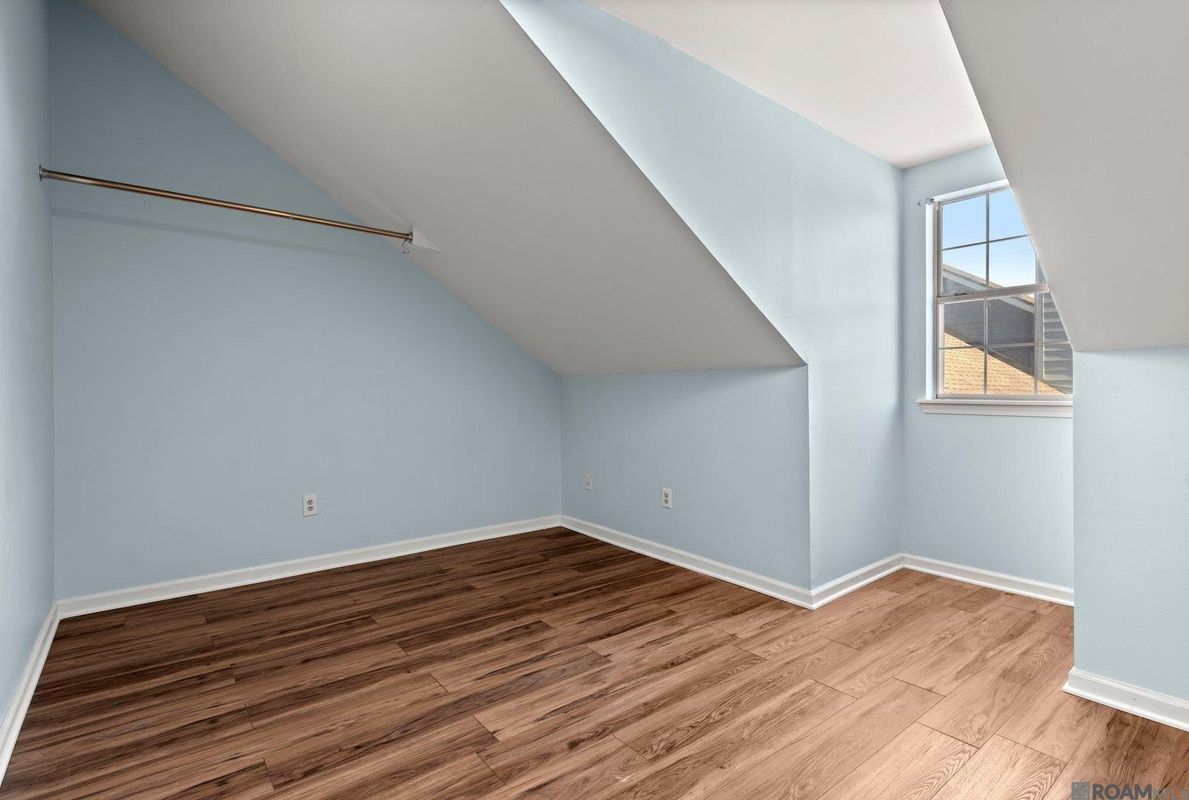 Building Photo - 150 Ocean Dr