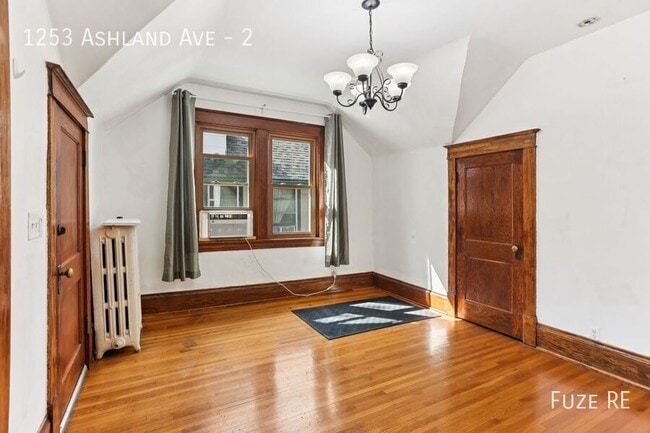 Building Photo - 1253 Ashland Ave