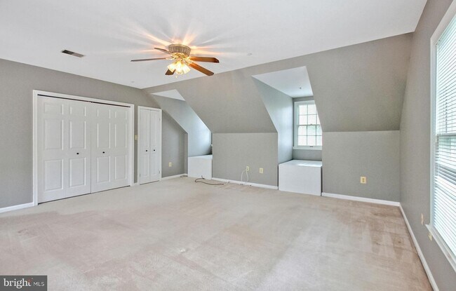 Building Photo - 18414 Garner Ln