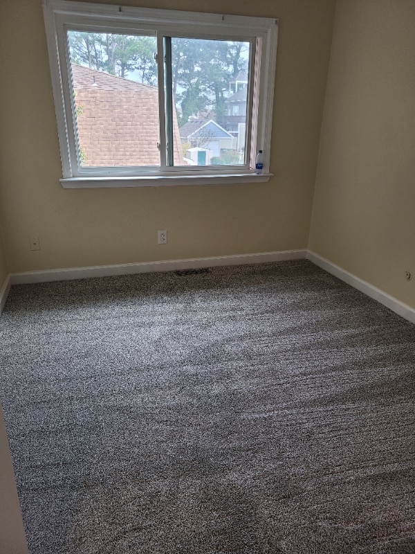 Building Photo - 8116 Tidal Rd