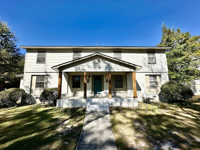 Primary Photo - 2401 Duncan St