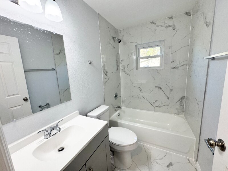 Building Photo - 1812 Quail Trail