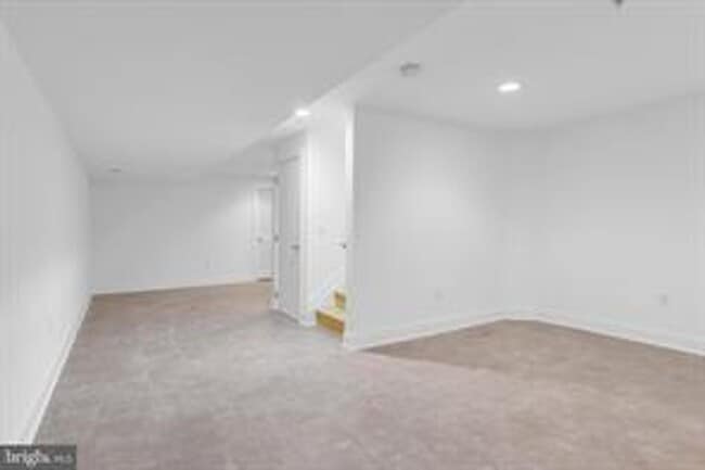 Building Photo - Beautiful Northern Liberties Townhome