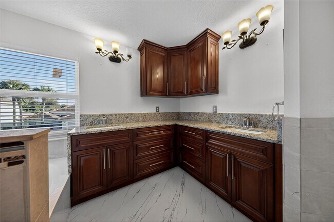 Building Photo - 85 Citrus Park Ln