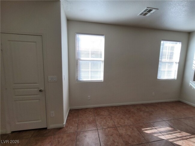 Building Photo - 5445 Indian Cedar Dr