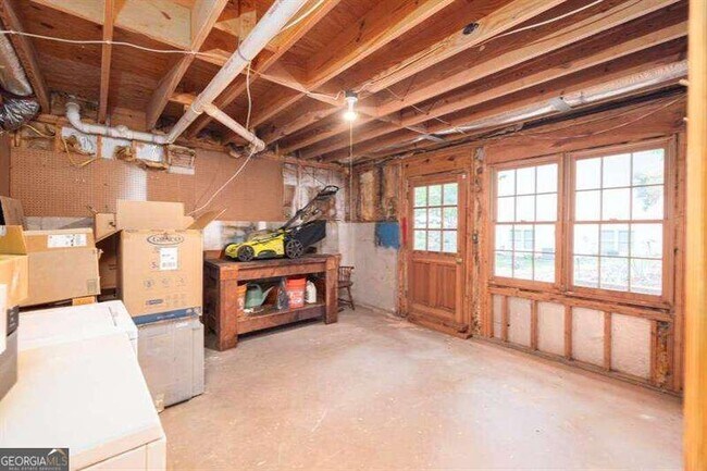 Building Photo - 160 Clipper Bay Dr