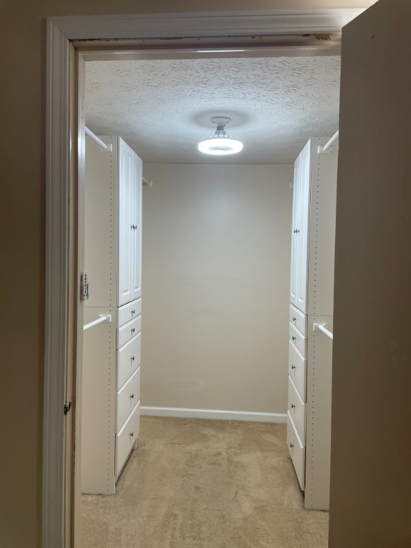 Building Photo - 3211 Creston Ct