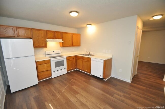 Building Photo - 5432 Talserwood Dr