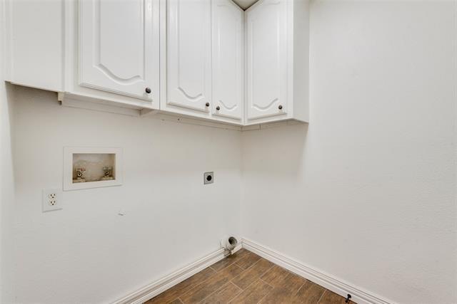 Building Photo - 8209 Shoshoni Dr