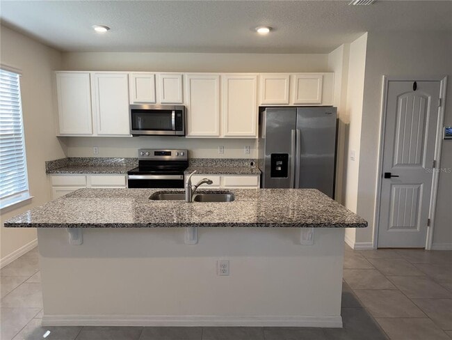 Building Photo - 12063 Holystone St