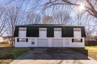 Building Photo - 4330 W Bethany Dr