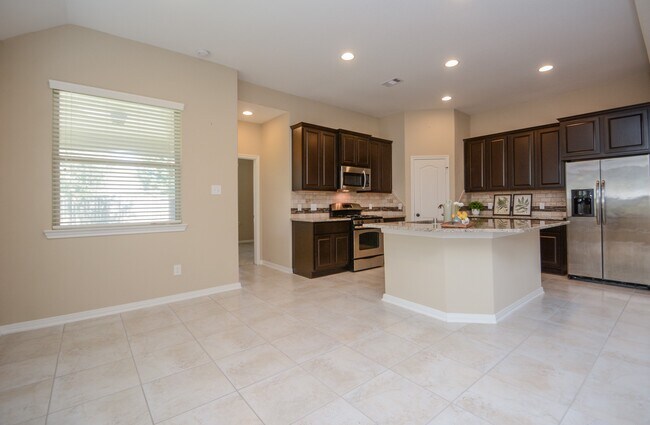 Building Photo - 118 N Heritage Mill Cir