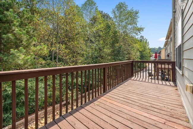 Building Photo - 2677 Cedar Dr