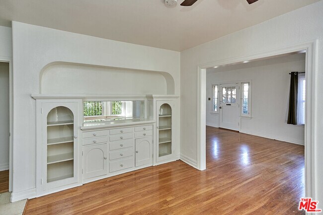 Building Photo - 1253 Keniston Ave