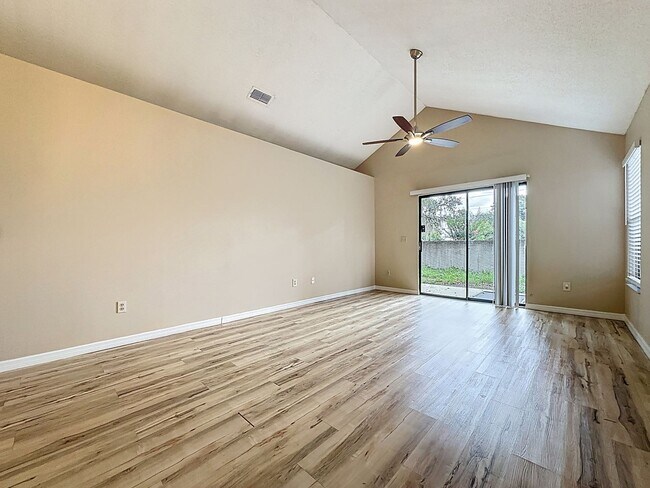 Building Photo - Charming 3 bedroom home in Aloma Bend -Prime Oveido Location