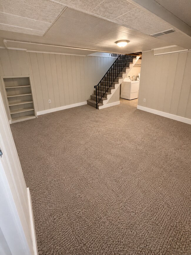 Building Photo - 2162 Firethorn Rd