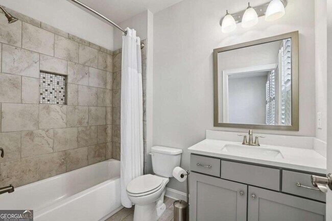 Building Photo - 355 Cricket Ln