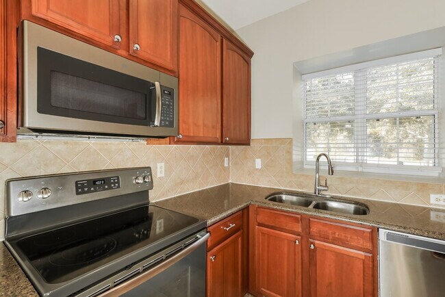 Building Photo - 11910 Old Tuscany Pl