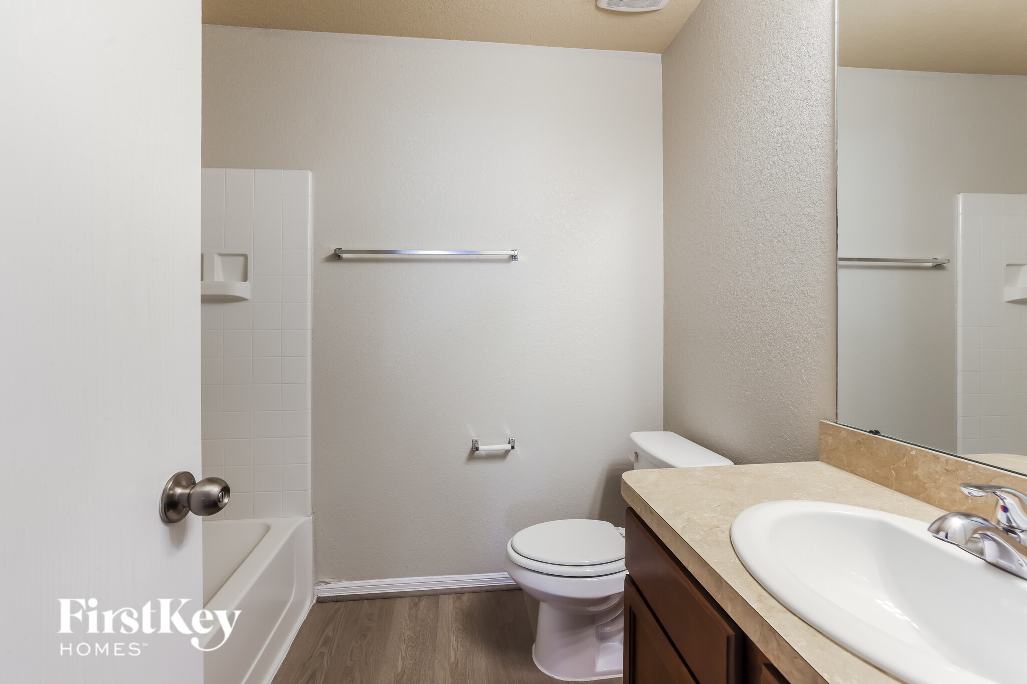 Building Photo - 7909 Big Oak Dr