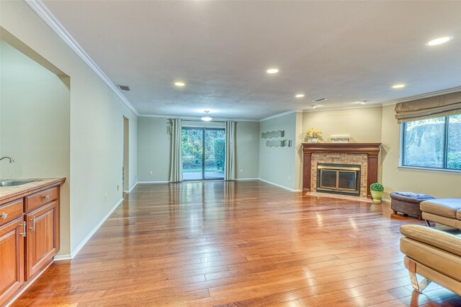 Building Photo - 39 Wimbledon Dr