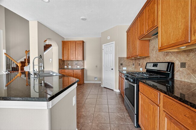 Building Photo - 16919 Creek Mountain Dr