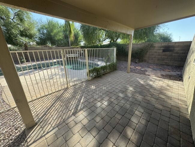 Building Photo - 3793 S Chaparral Rd