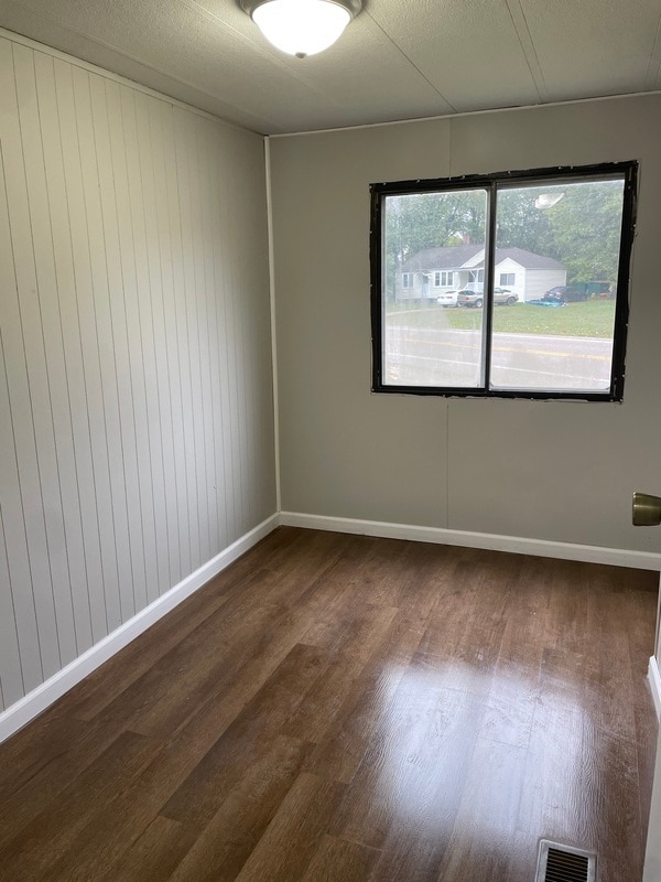 Building Photo - 2805 S Belt W