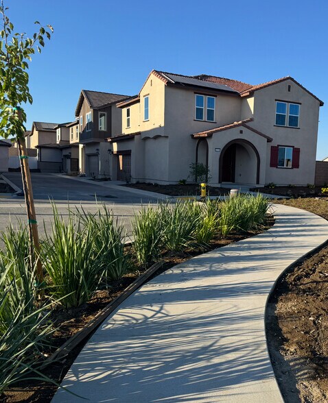 Building Photo - 31506 Lolite Dr