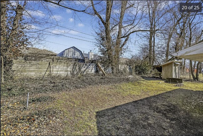 Building Photo - 3-Bedroom Home + Bonus Room in SE Springfield