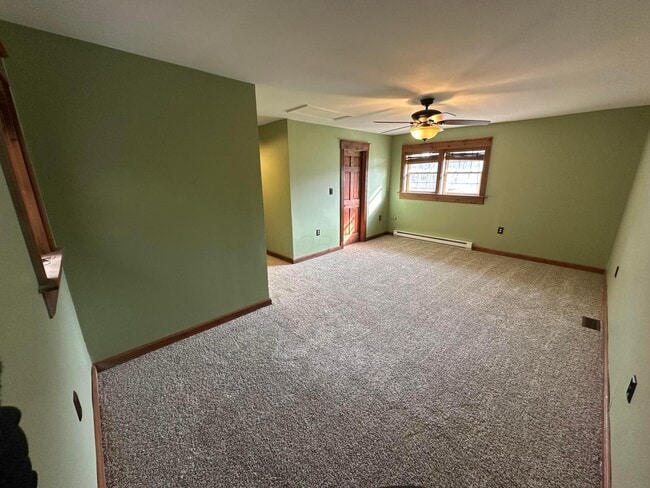 Building Photo - 4841 Julian Rd SW