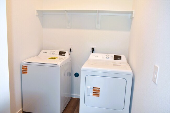 Building Photo - 27307 Azure Fls Dr