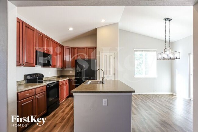 Building Photo - 3160 Black Canyon Way