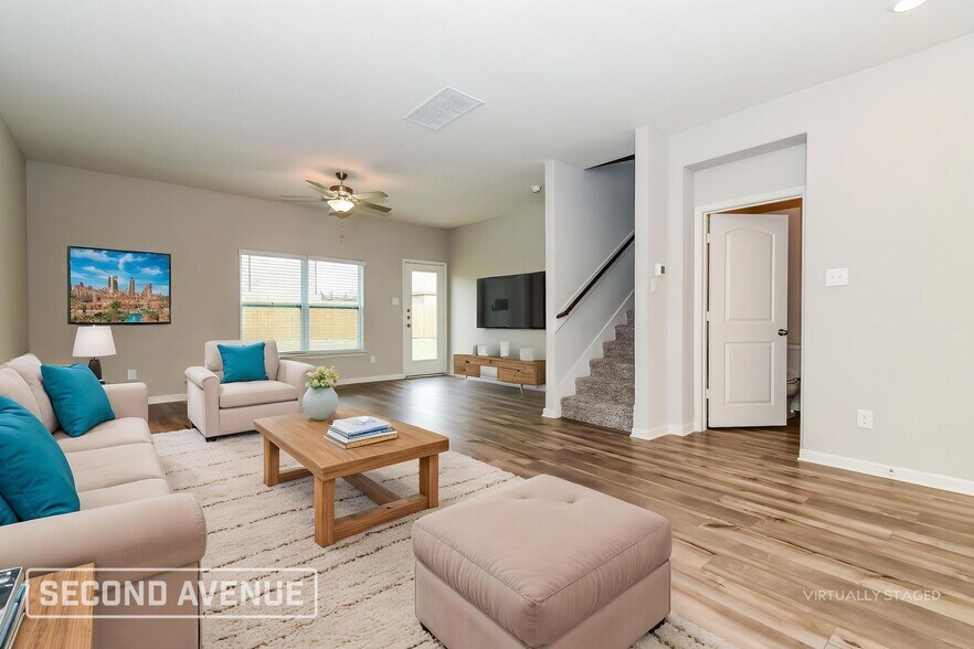 Building Photo - 2100 Jeanine Dr
