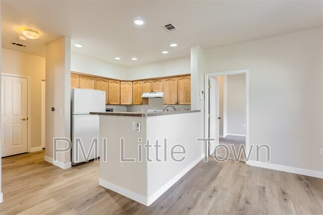 Building Photo - 4045 S Crystal Cir