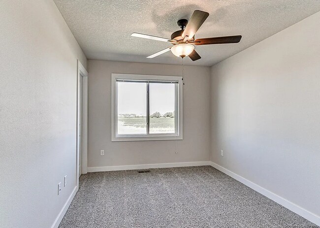 Building Photo - 6941 Holly Ct
