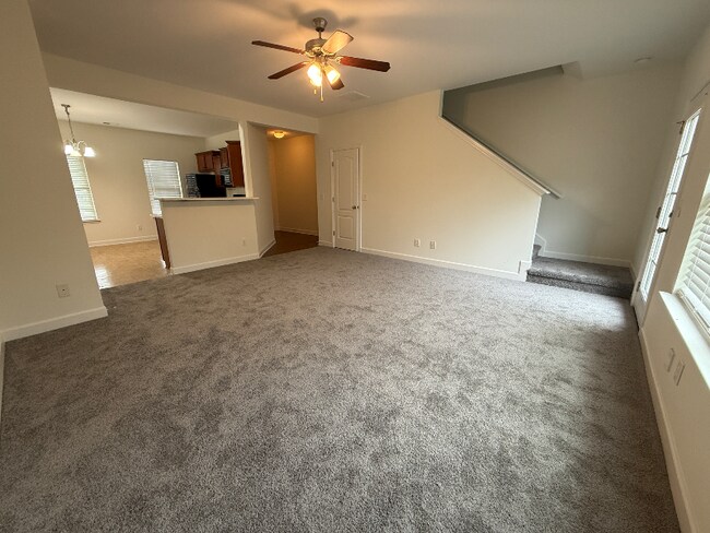 Building Photo - 387 Brooklet Ct