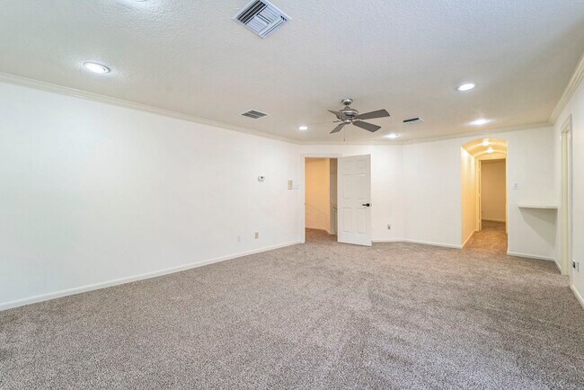 Building Photo - 1743 Randons Point Dr